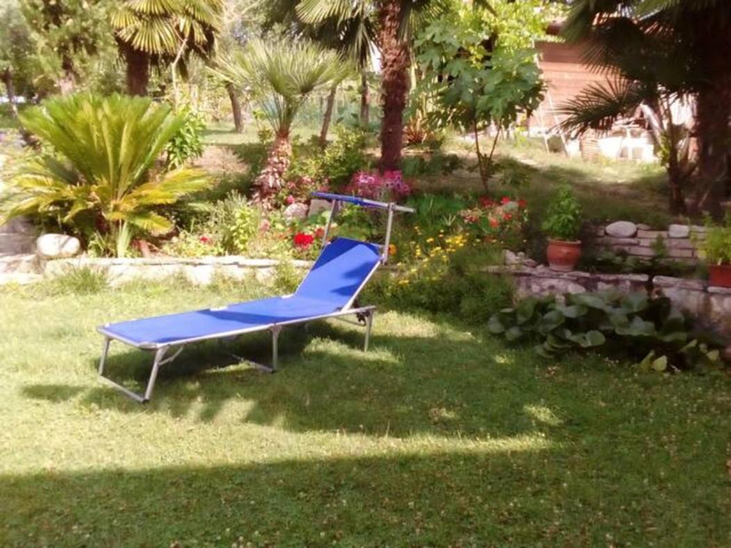Residenza Flores Apartment Pescara Ngoại thất bức ảnh